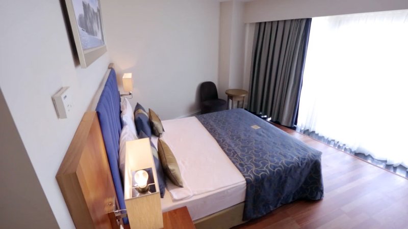 Antalya utazás Liberty Lara