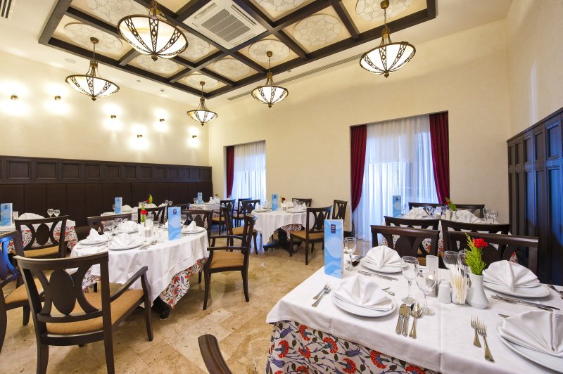 Antalya utazás Melas Lara Hotel