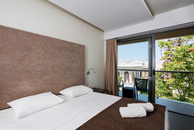 Rodosz utazás Oktober Downtown Boutique Hotel