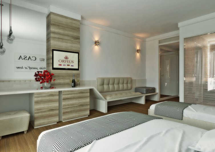 Orfeus Queen Spa Side