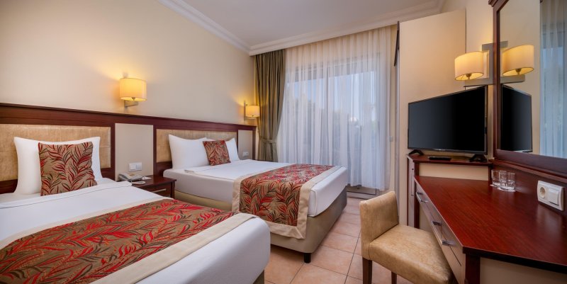 Side utazás Ozlem Garden