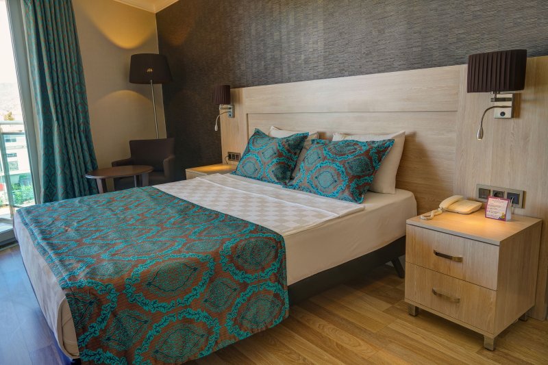 Alanya utazás Parador Beach Hotel