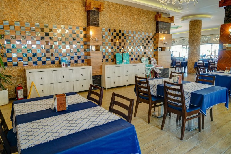 Alanya utazás Parador Beach Hotel