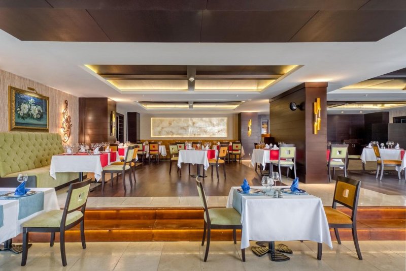 Antalya utazás Porto Bello