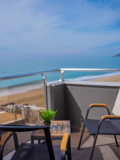 Alanya utazás Royalisa Palmiye Beach