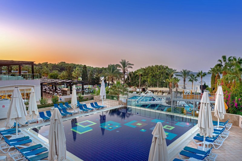 Alanya utazás Sealife Buket Resort & Beach