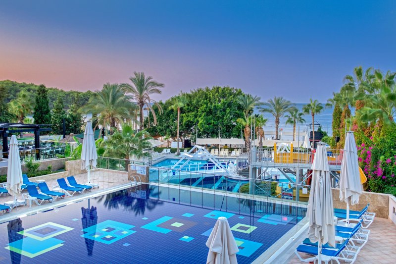 Alanya utazás Sealife Buket Resort & Beach