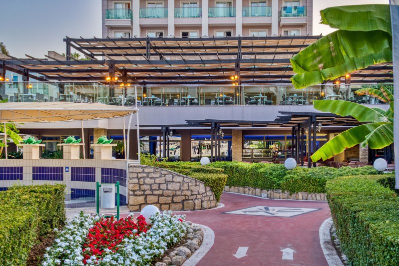 Alanya utazás Sealife Buket Resort & Beach