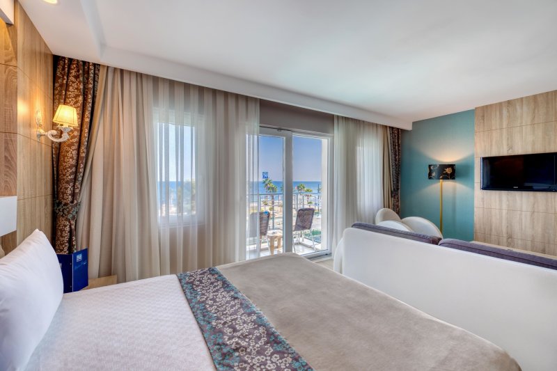 Antalya utazás Sealife Family Resort