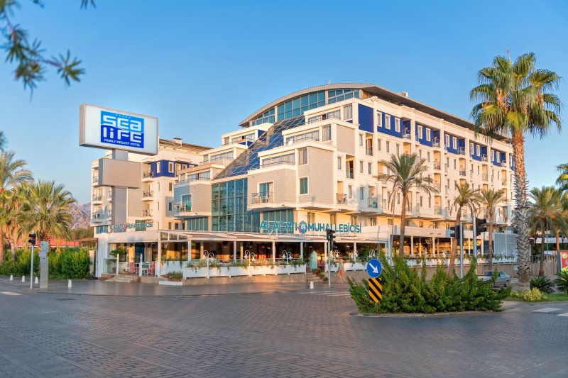 Antalya utazás Sealife Family Resort