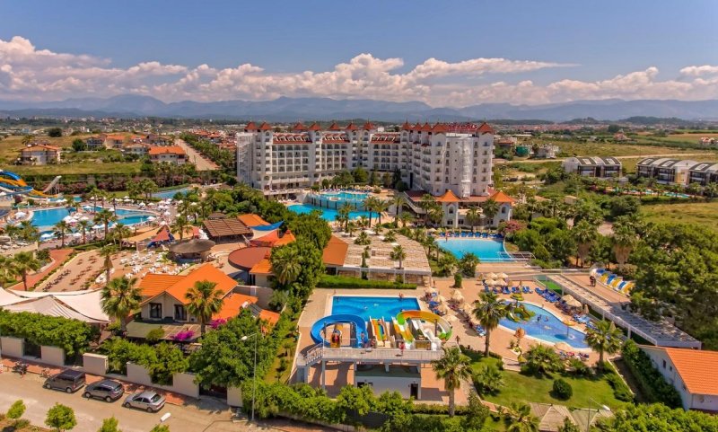 Serenis Hotel Side