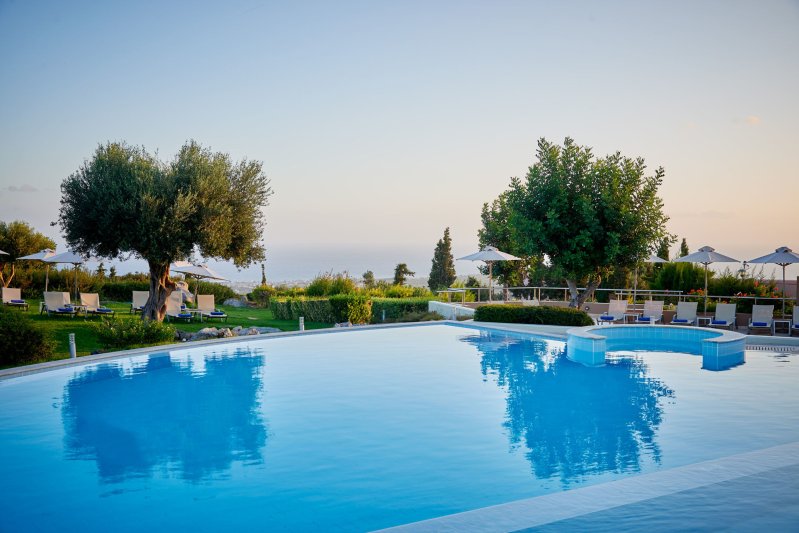 Kréta utazás Village Heights Resort