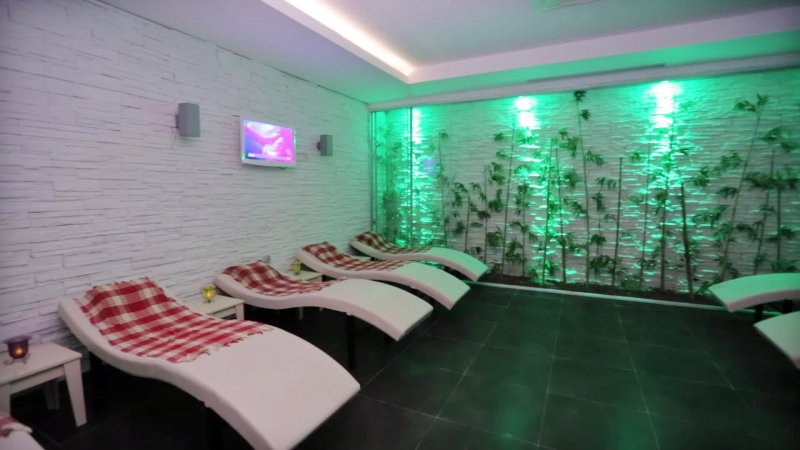 Alanya utazás White City Resort Hotel