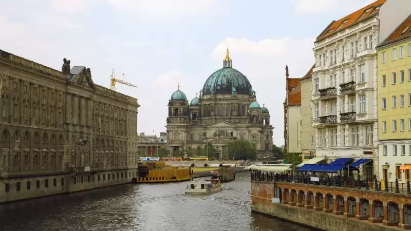 Berlin - Csoportos Városlátogatás