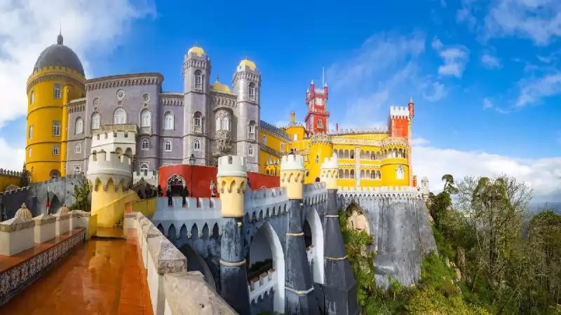 Ezerarcú Portugália