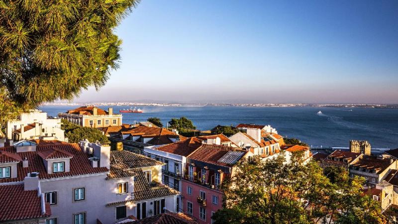 Ezerarcú Portugália