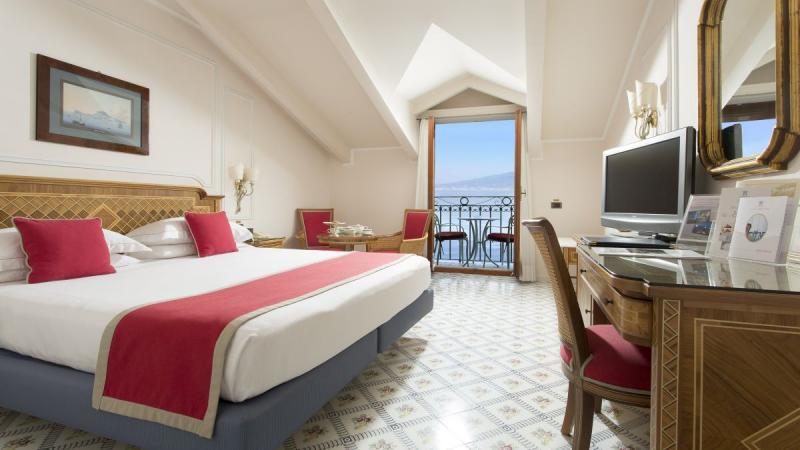 Nápoly Sorrento utazás Grand Hotel Ambasciatori