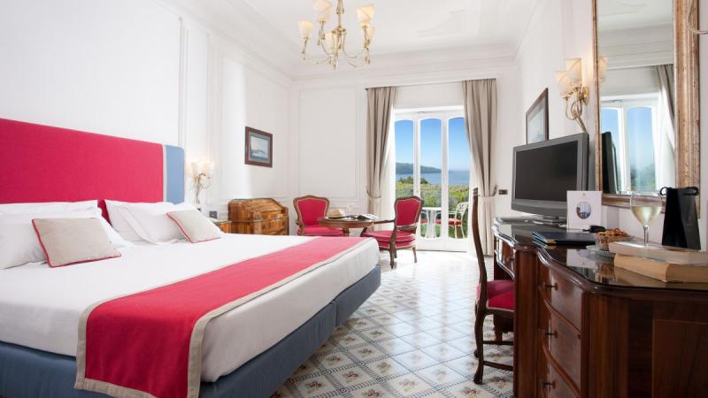 Nápoly Sorrento utazás Grand Hotel Ambasciatori