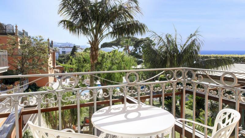 Nápoly Sorrento utazás Grand Hotel Ambasciatori