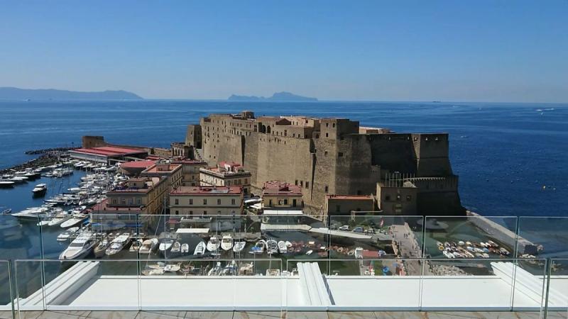 Nápoly Sorrento utazás Grand Hotel Vesuvio