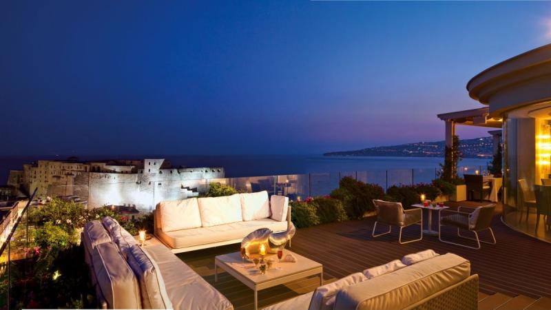 Nápoly Sorrento utazás Grand Hotel Vesuvio