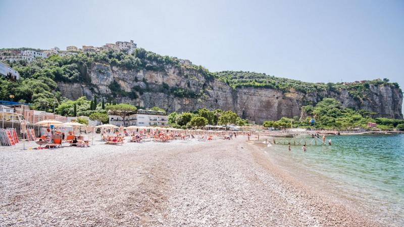 Nápoly Vico Equense utazás Le Axidie Hotel & Resort