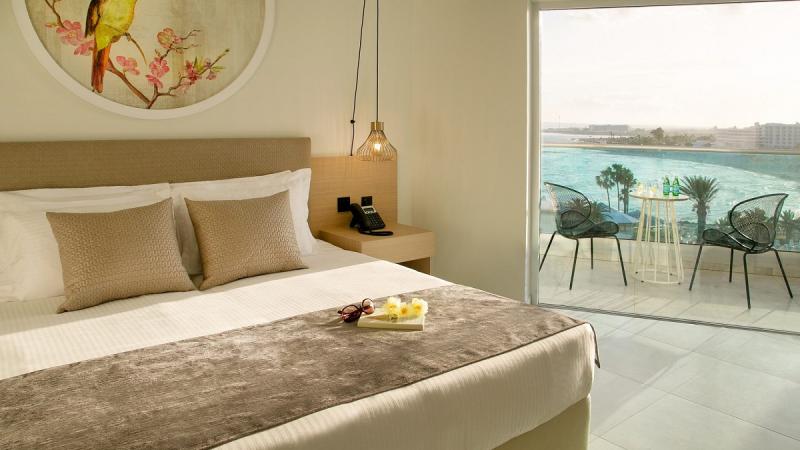Dél-Ciprus Ayia Napa utazás Nissiblu Beach Hotel