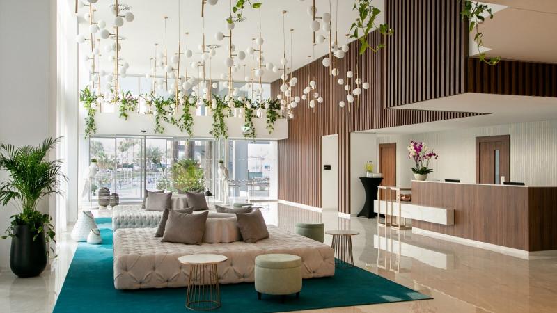 Dél-Ciprus Ayia Napa utazás Nissiblu Beach Hotel