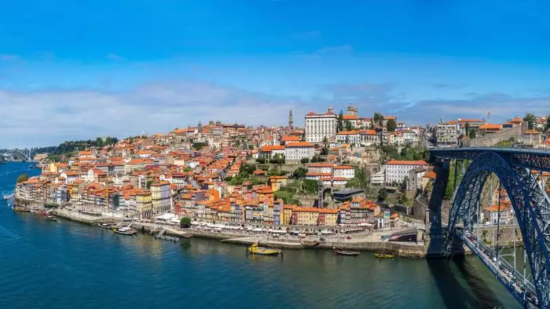 Portugália Titkai körutazás – repülj és vezess!