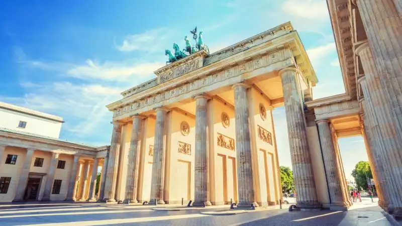 Türingia, Szászország és Berlin felfedezése