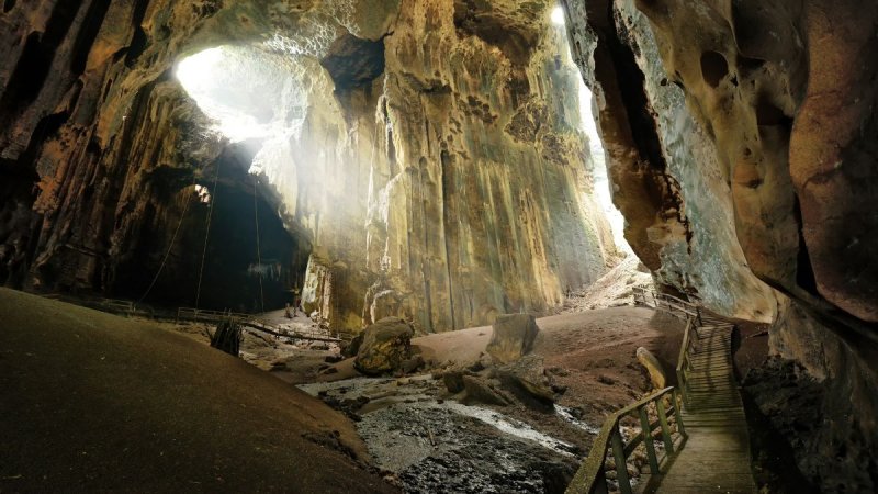 Borneói Kalandok - Látogatással Kuala Lumpurban
