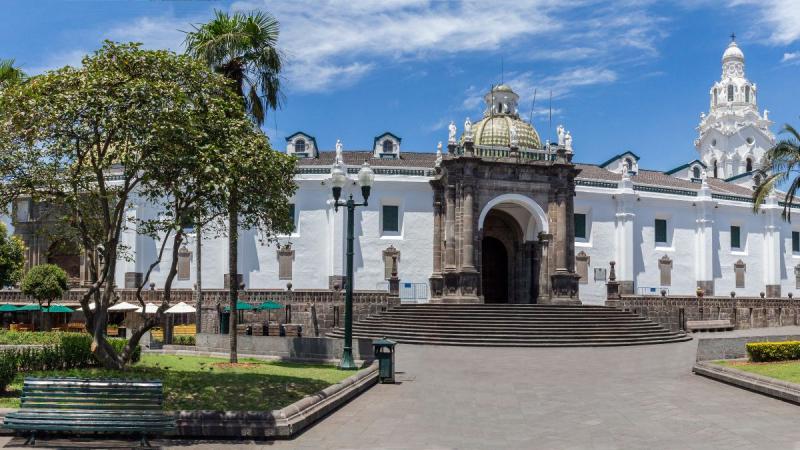 Ecuador: Quito És Galápagos-szigetek Világa