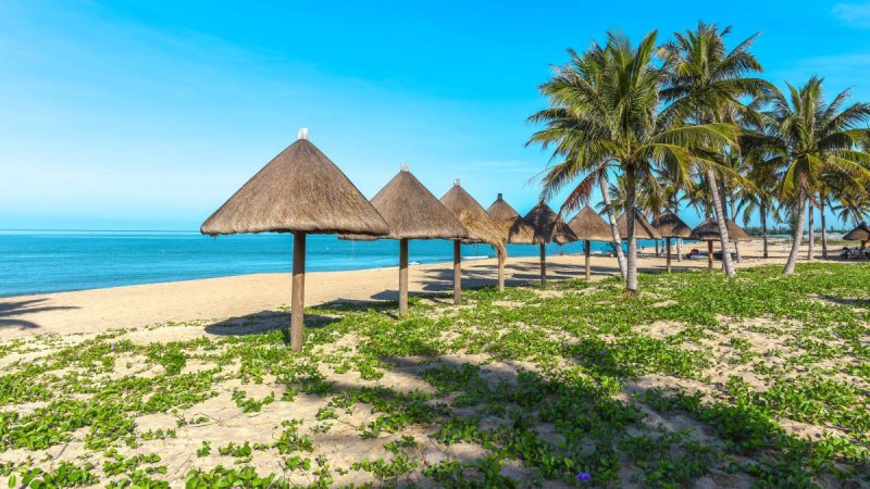 Peking És Sanghaj, Pihenéssel Hainan Trópusi Szigetén
