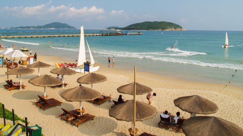 Peking És Sanghaj, Pihenéssel Hainan Trópusi Szigetén