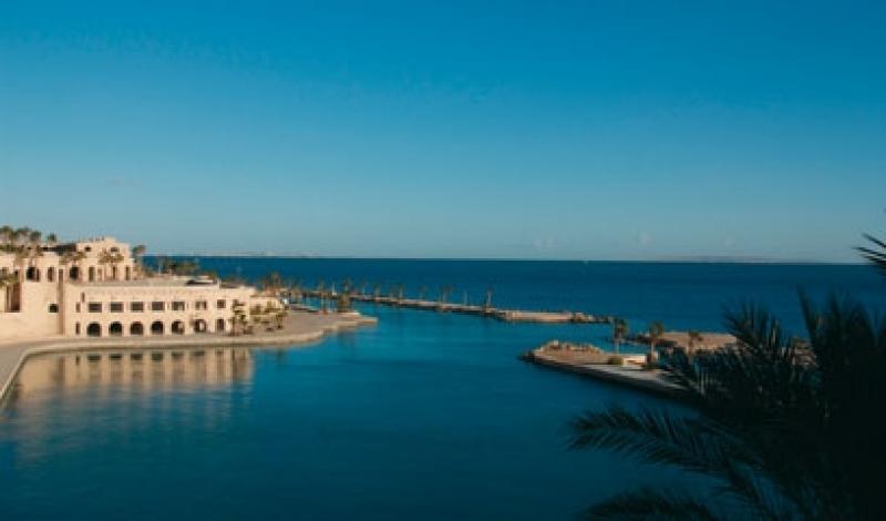 Hurghada utazás Citadel Azur Resort