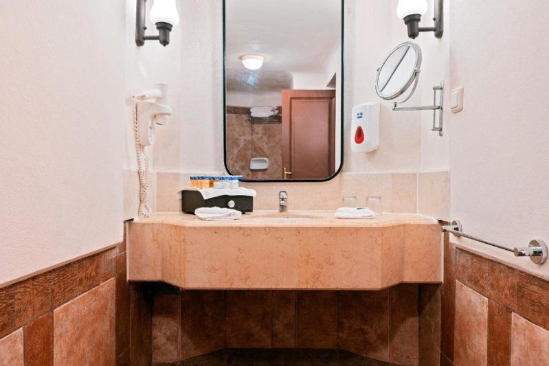 Hurghada utazás Citadel Azur Resort