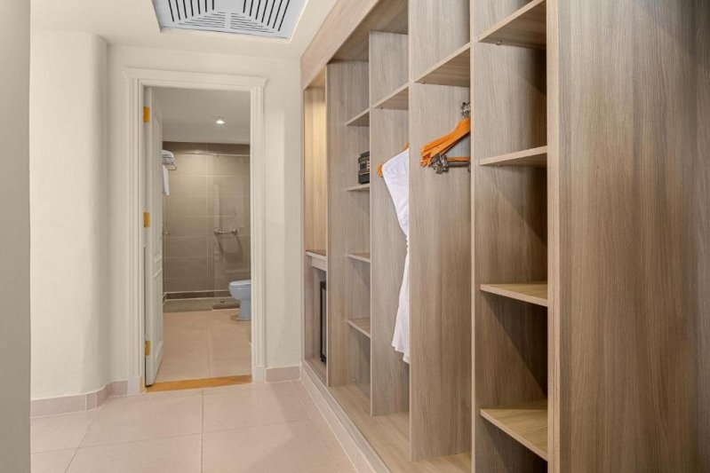 Hurghada utazás Citadel Azur Resort