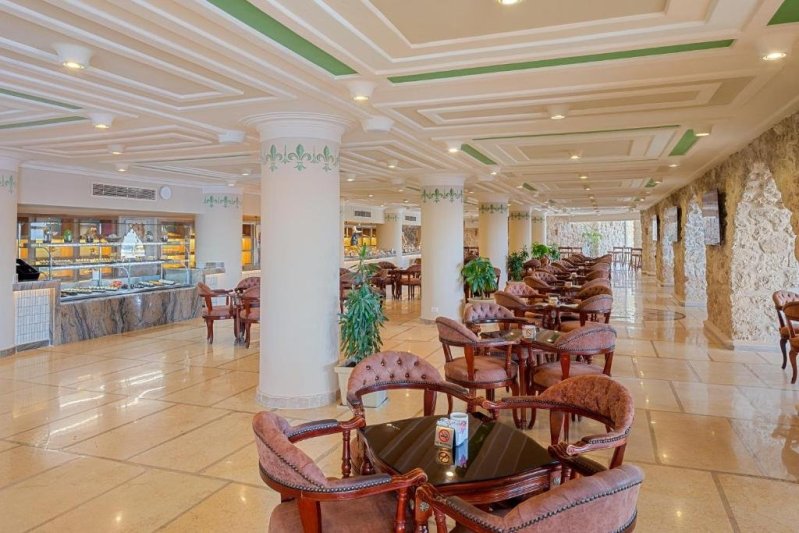 Hurghada utazás Citadel Azur Resort