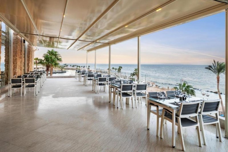 Hurghada utazás Citadel Azur Resort