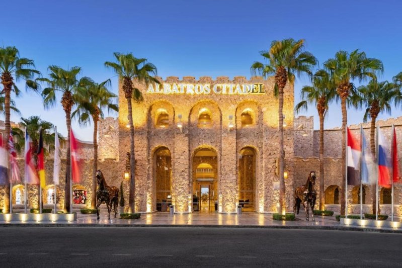 Hurghada utazás Citadel Azur Resort