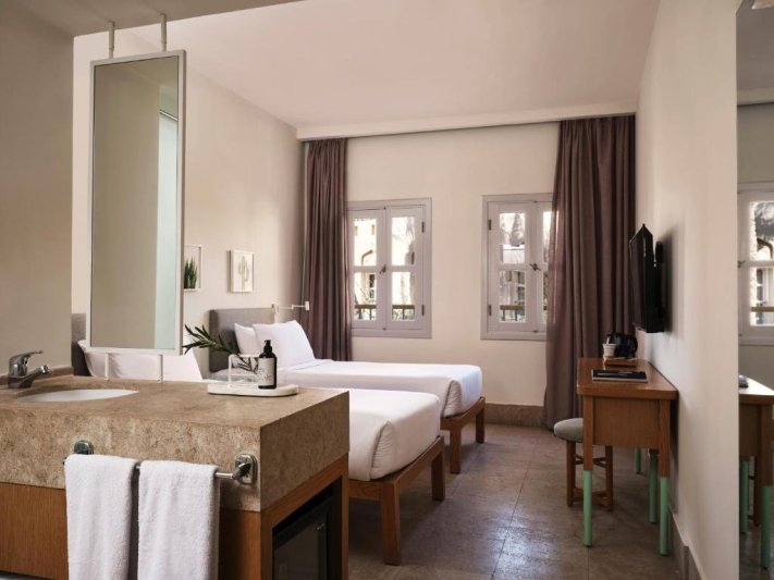 El Gouna utazás utazás Captain S Inn