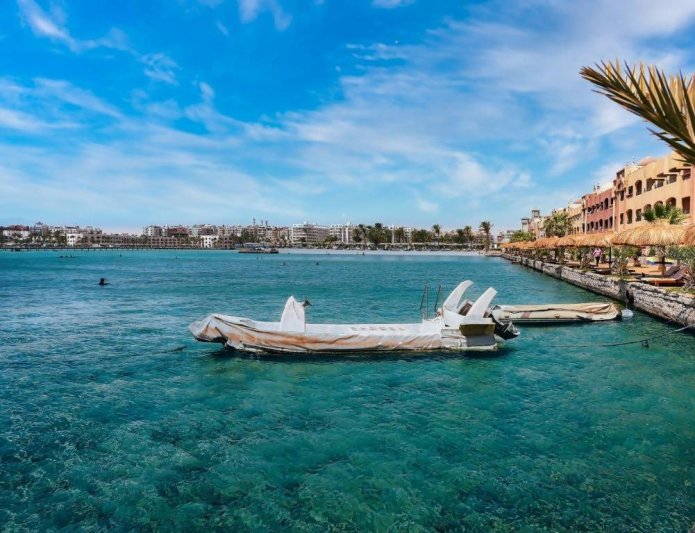 Hurghada utazás Eagles Downtown Zahabia Resort & Aqua Park