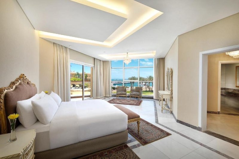 Hurghada utazás Hilton Hurghada Plaza