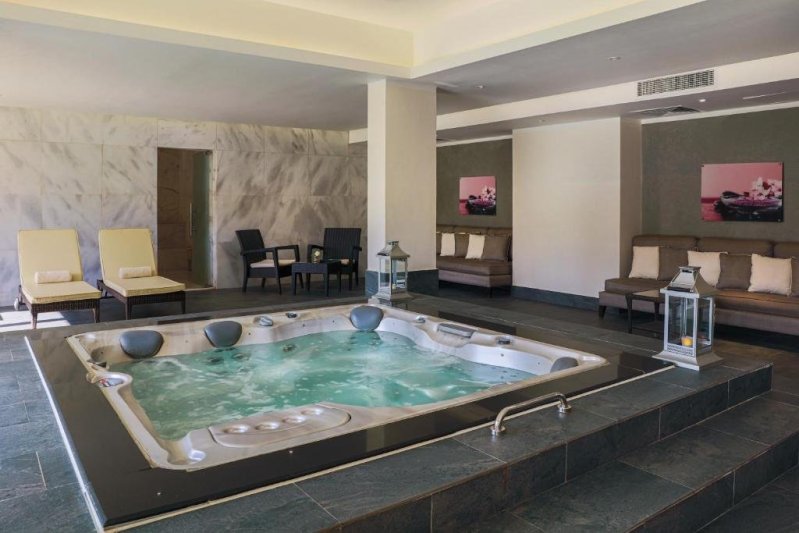 Makadi Bay utazás Jaz Aquaviva