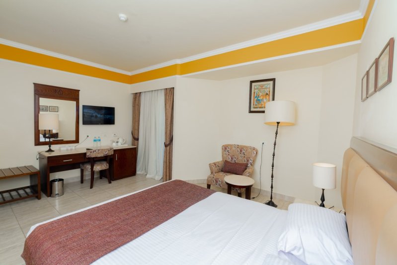 Hurghada nyaralás Minamark Beach