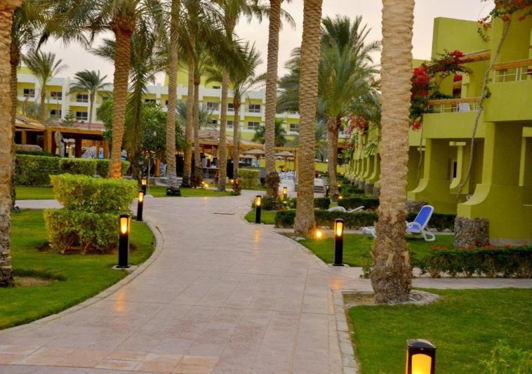 Hurghada utazás Palm Beach Resort