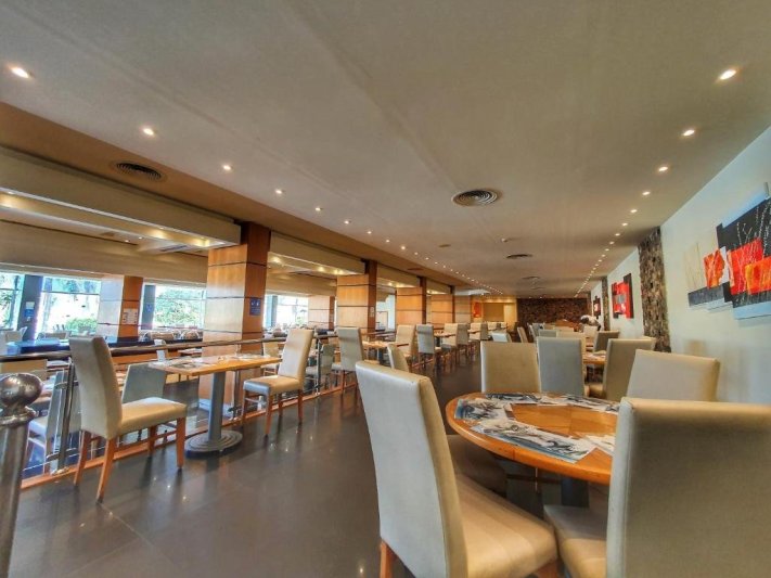 Hurghada utazás Palm Beach Resort