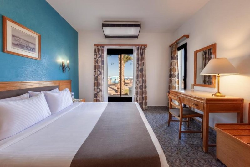 Hurghada utazás Pharaoh Azur Resort