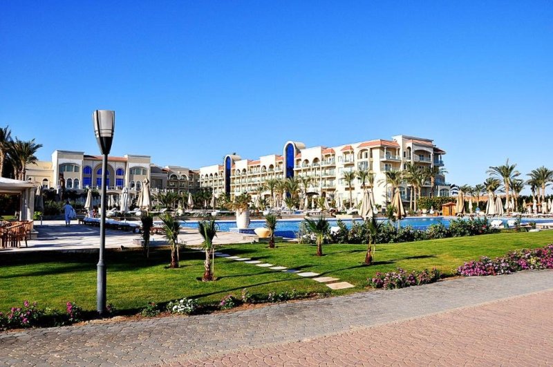 Hurghada üdülés Premier Le Reve