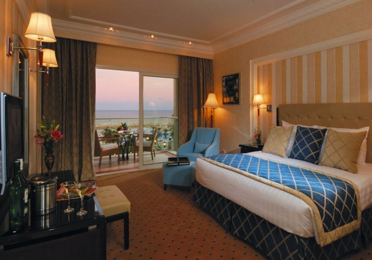 Hurghada üdülés Premier Le Reve